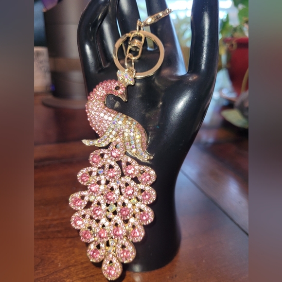 Bag Charm of Pink Peacock - Picture 3 of 4